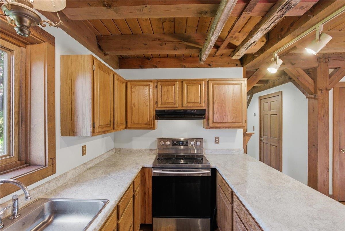 1378 Hallstrom Road Northfield, VT 05663 - Photo 11 of 58