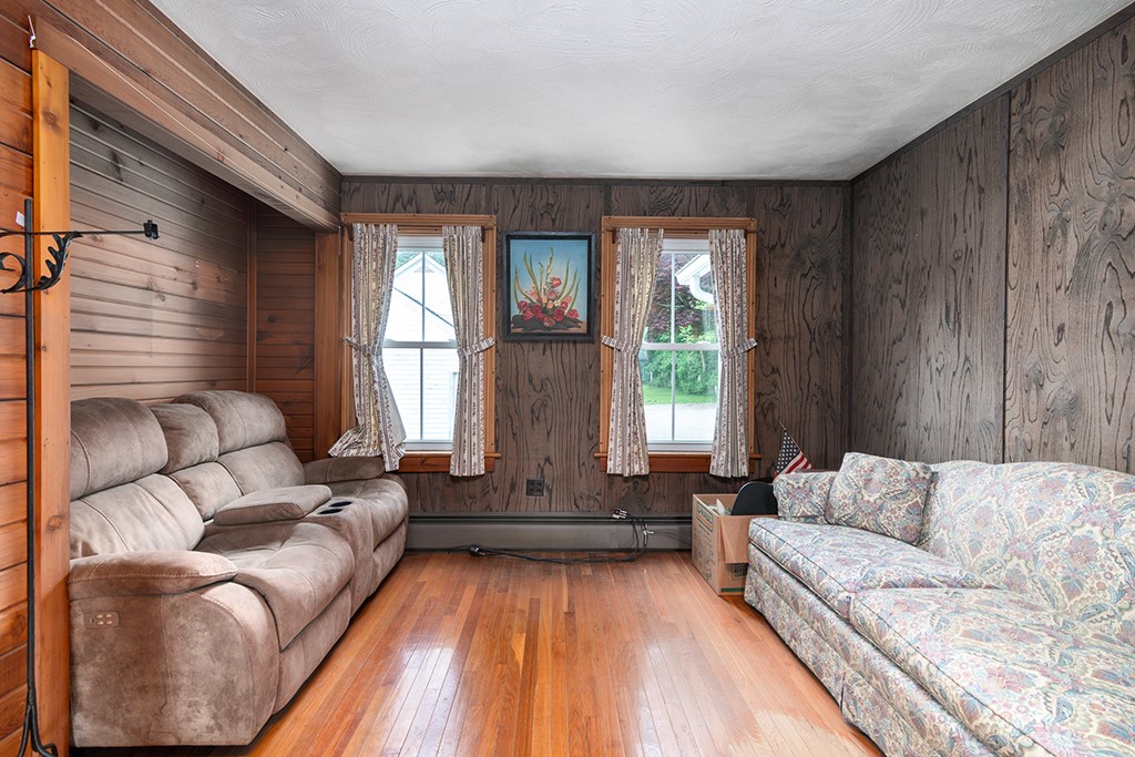 385 Ten Rod Road North Kingstown, RI 02852 - Photo 12 of 36