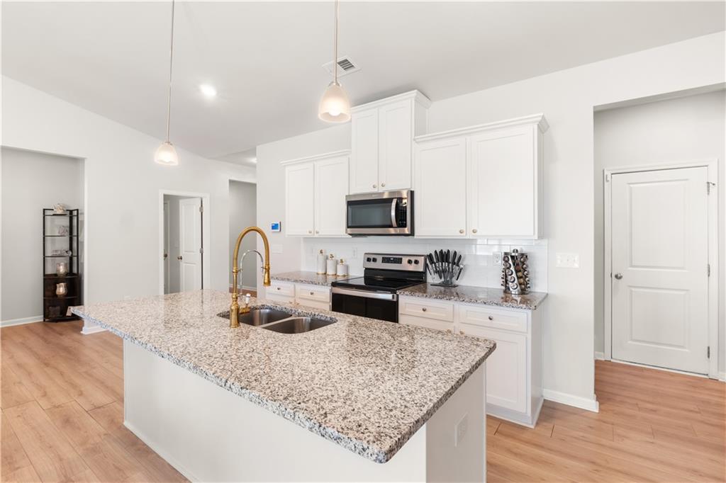 1074 Pne Vw Trail Monroe, GA 30656 - Photo 9 of 33