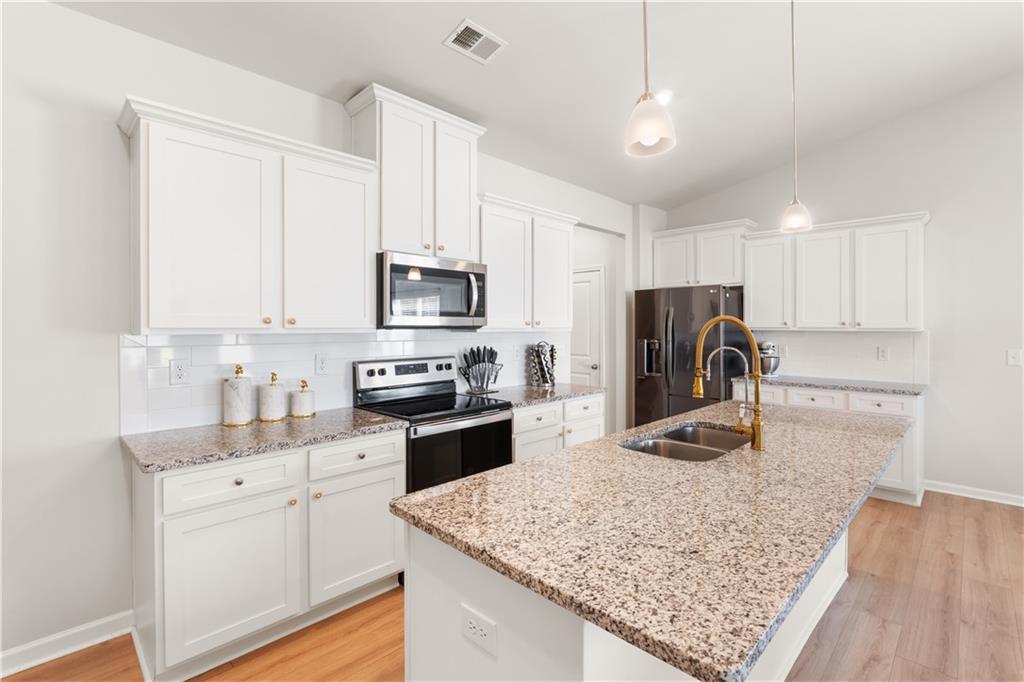 1074 Pne Vw Trail Monroe, GA 30656 - Photo 10 of 33