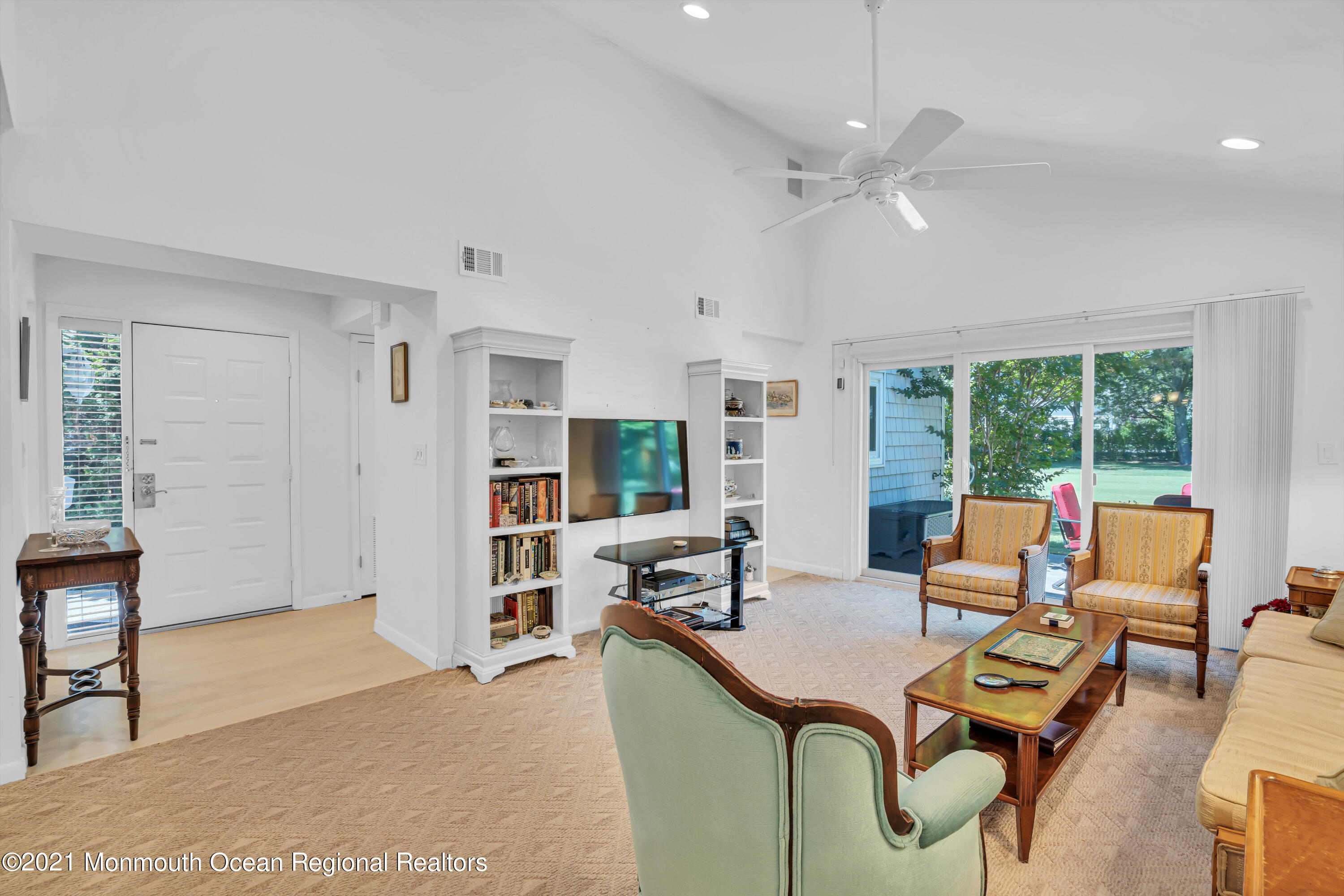 27 Locust Way Spring Lake Heights, NJ 07762 - Photo 5 of 43 a living room with furniture and wooden floor