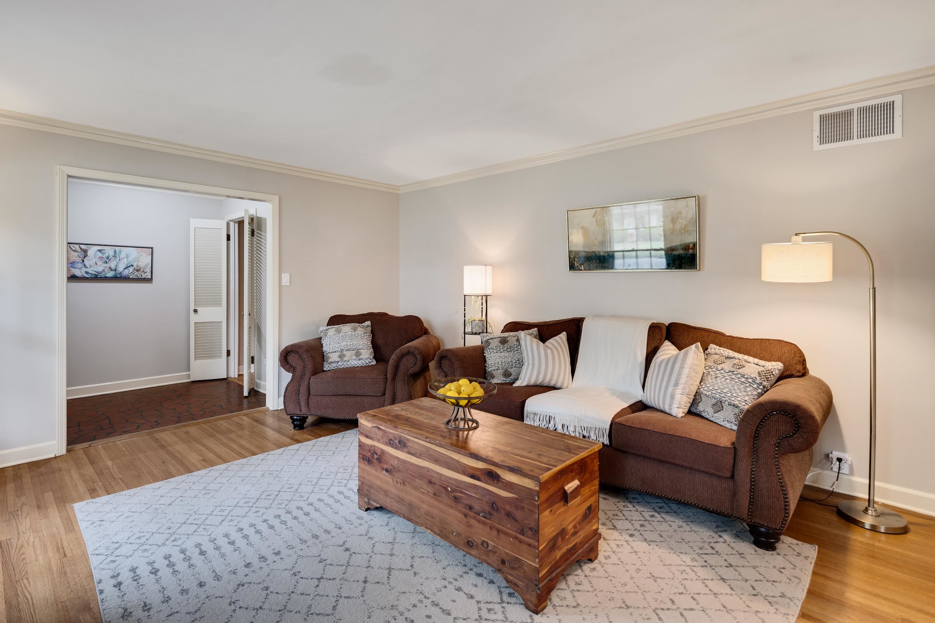 4474 Cherrydale Road Memphis, TN 38117 - Photo 3 of 35 a living room with furniture and wooden floor