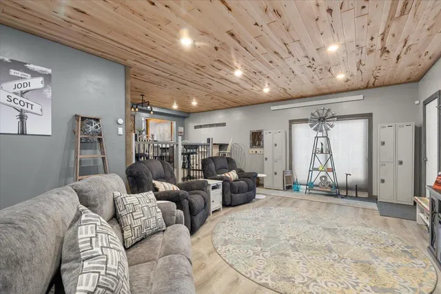 $235,000 | 729 5th Street South, Wahpeton, ND 58075