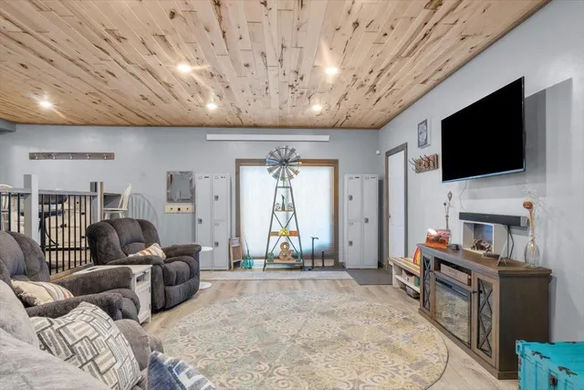 $235,000 | 729 5th Street South, Wahpeton, ND 58075