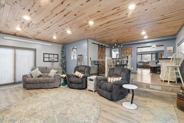 $235,000 | 729 5th Street South, Wahpeton, ND 58075