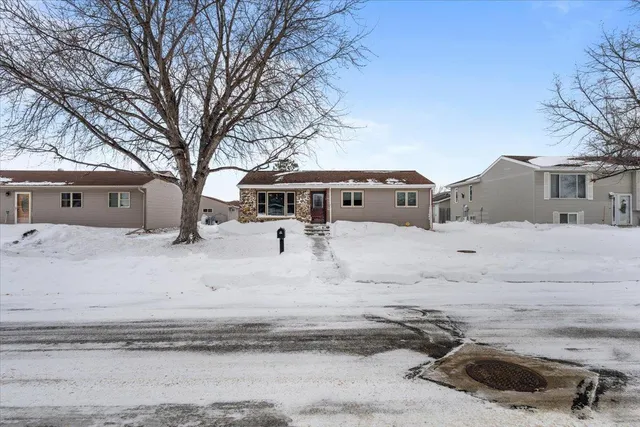 $235,000 | 729 5th Street South, Wahpeton, ND 58075