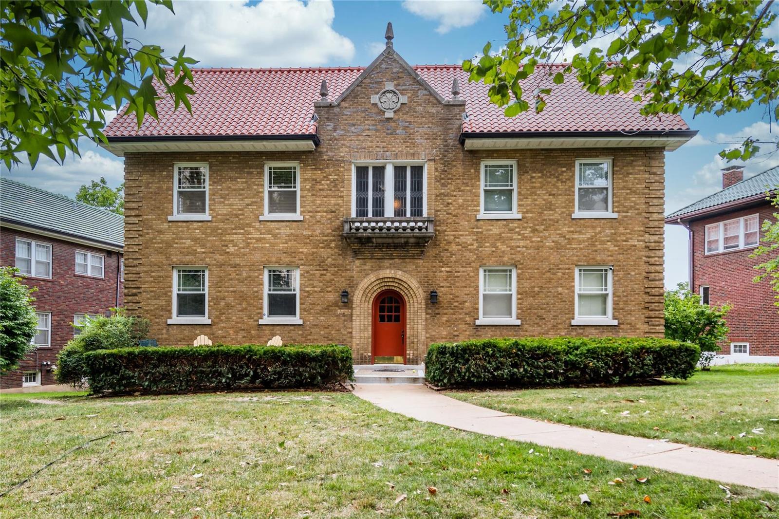 7728 Shirley Drive, Unit 2E, St. Louis, MO 63105 Compass