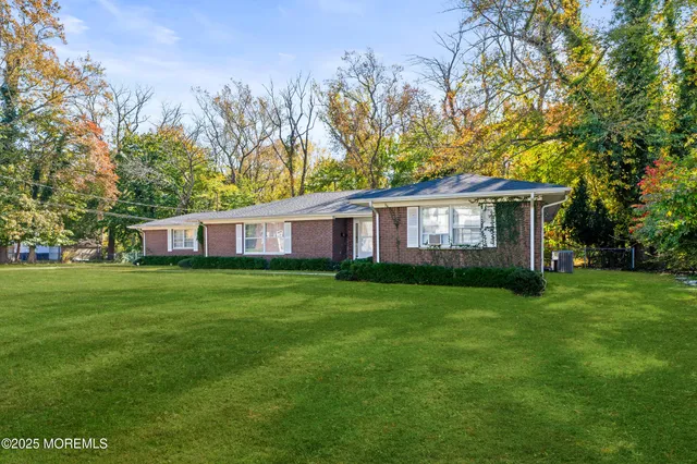 $1,450,000 | 404 Brookside Avenue, Oakhurst, NJ 07755