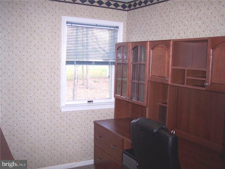 281 Portzer Road Quakertown, PA 18951 - Photo 21 of 25 Office / Study