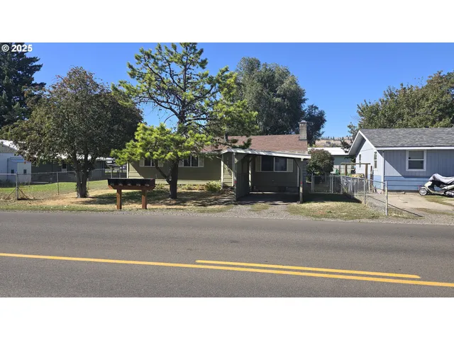 $249,900 | 1406 North Willow Street, La Grande, OR 97850