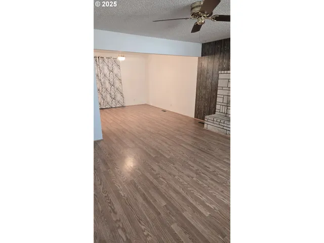 $249,900 | 1406 North Willow Street, La Grande, OR 97850