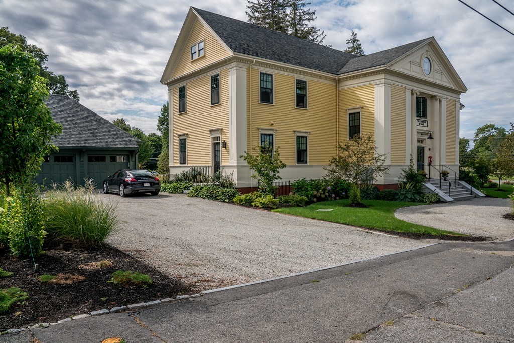 33 High Road, Unit 3 Newbury, MA 01951 - Photo 1 of 25