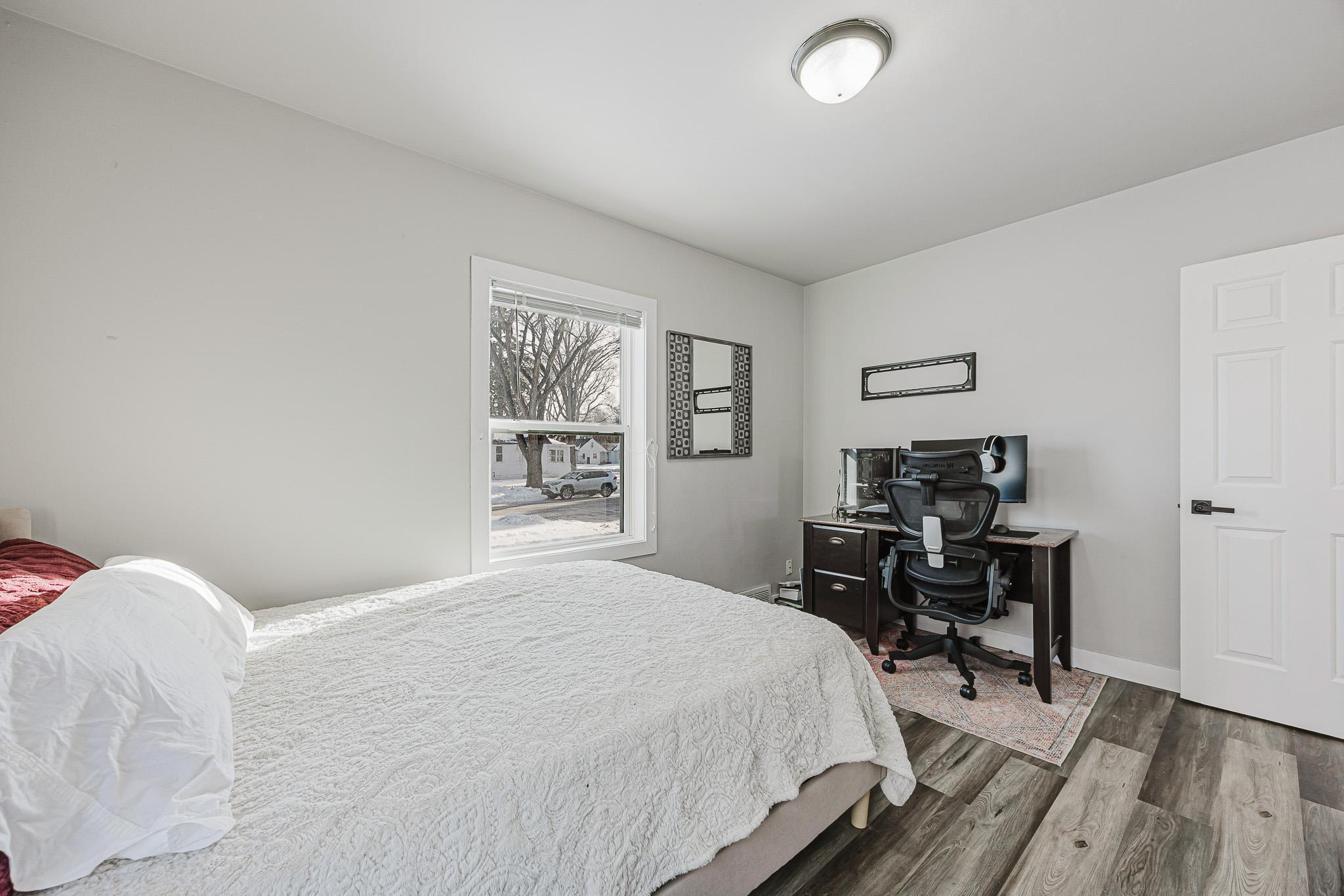 427 13th Street South Moorhead, MN 56560 - Photo 20 of 36