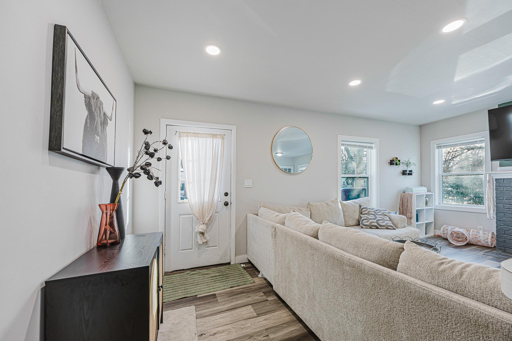 427 13th Street South Moorhead, MN 56560 - Photo 3 of 36