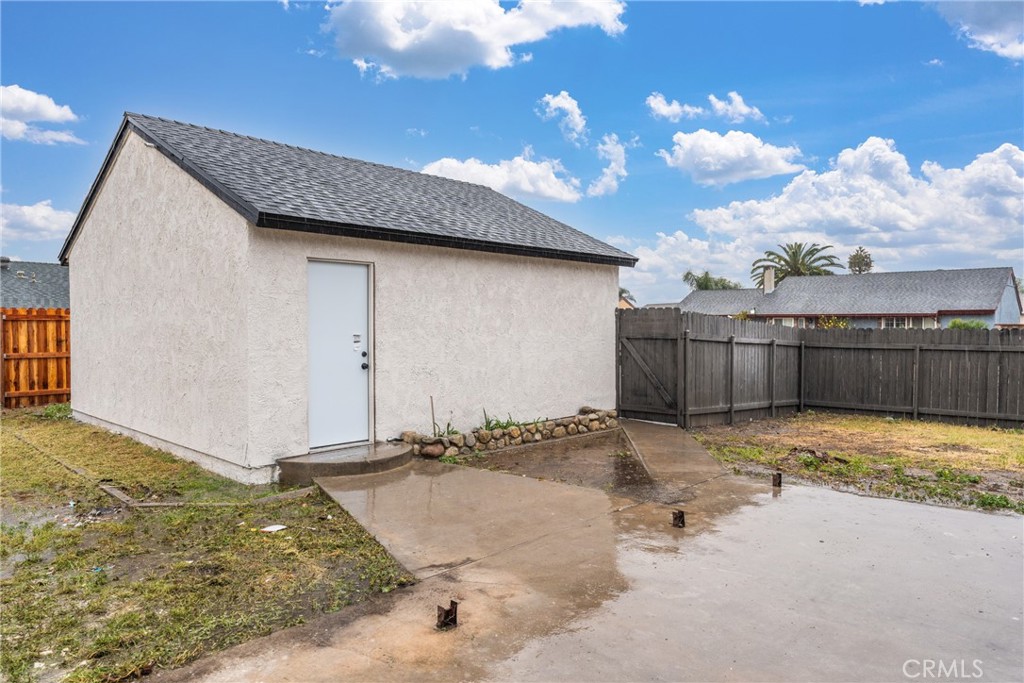 1365 West Etiwanda Avenue Rialto, CA 92376 - Photo 28 of 32
