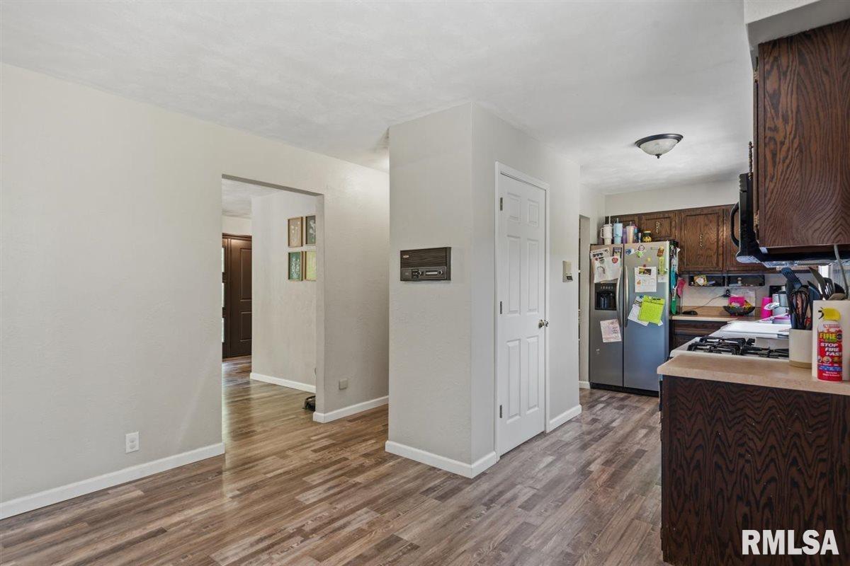 49 Etherton Lane Springfield, IL 62712 - Photo 9 of 45