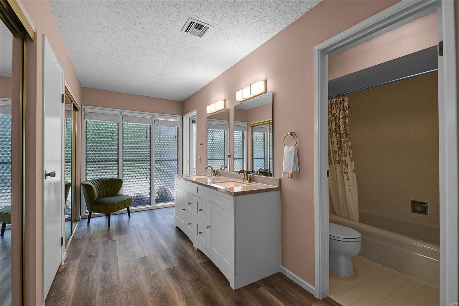 17 Cool Meadows Drive Ballwin, MO 63011 - Photo 16 of 30