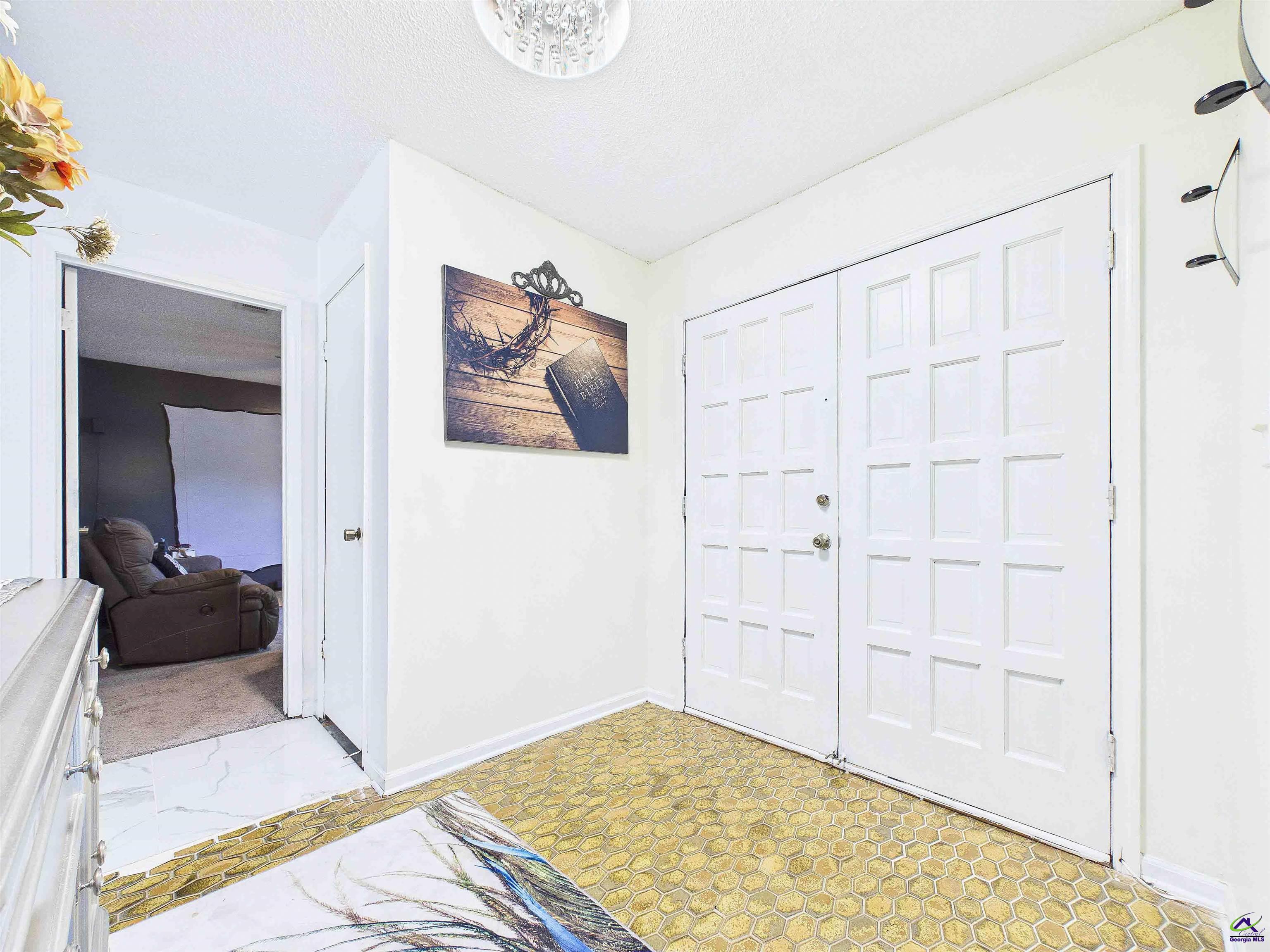 400 Feagin Mill Road Warner Robins, GA 31005 - Photo 10 of 53 a view of a bedroom