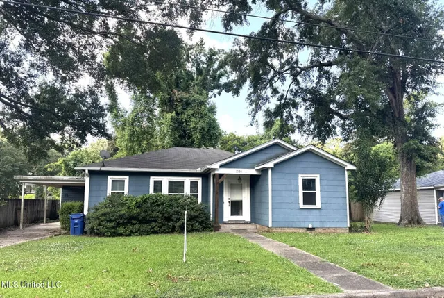$185,000 | 1708 Robinson Street, Natchez, MS 39120