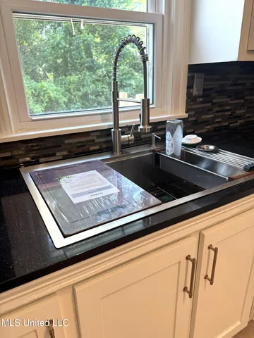 $185,000 | 1708 Robinson Street, Natchez, MS 39120