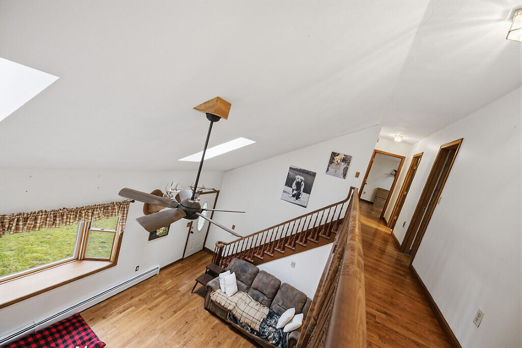 48 Foss Hill Road Benton, ME 04901 - Photo 25 of 46 25_BP5A3961_DxO_mls