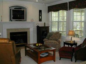 2123 Chipstone Road Charlotte, NC 28262 - Photo 5 of 8 Gallery Image 5