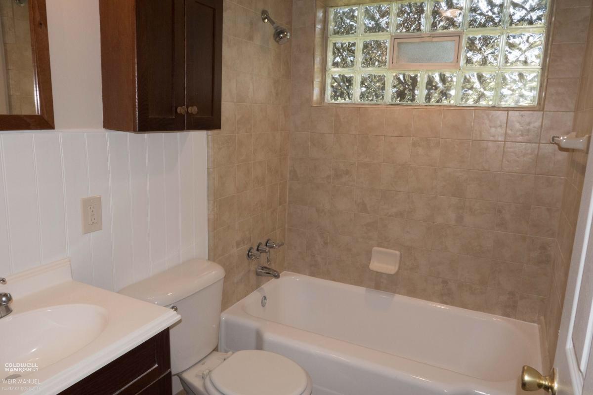 20779 North Nunneley Road Clinton Township, MI 48036 - Photo 7 of 12