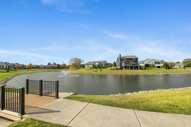 $379,900 | 1108 Lake Pointe Cove, Fort Wayne, IN 46845