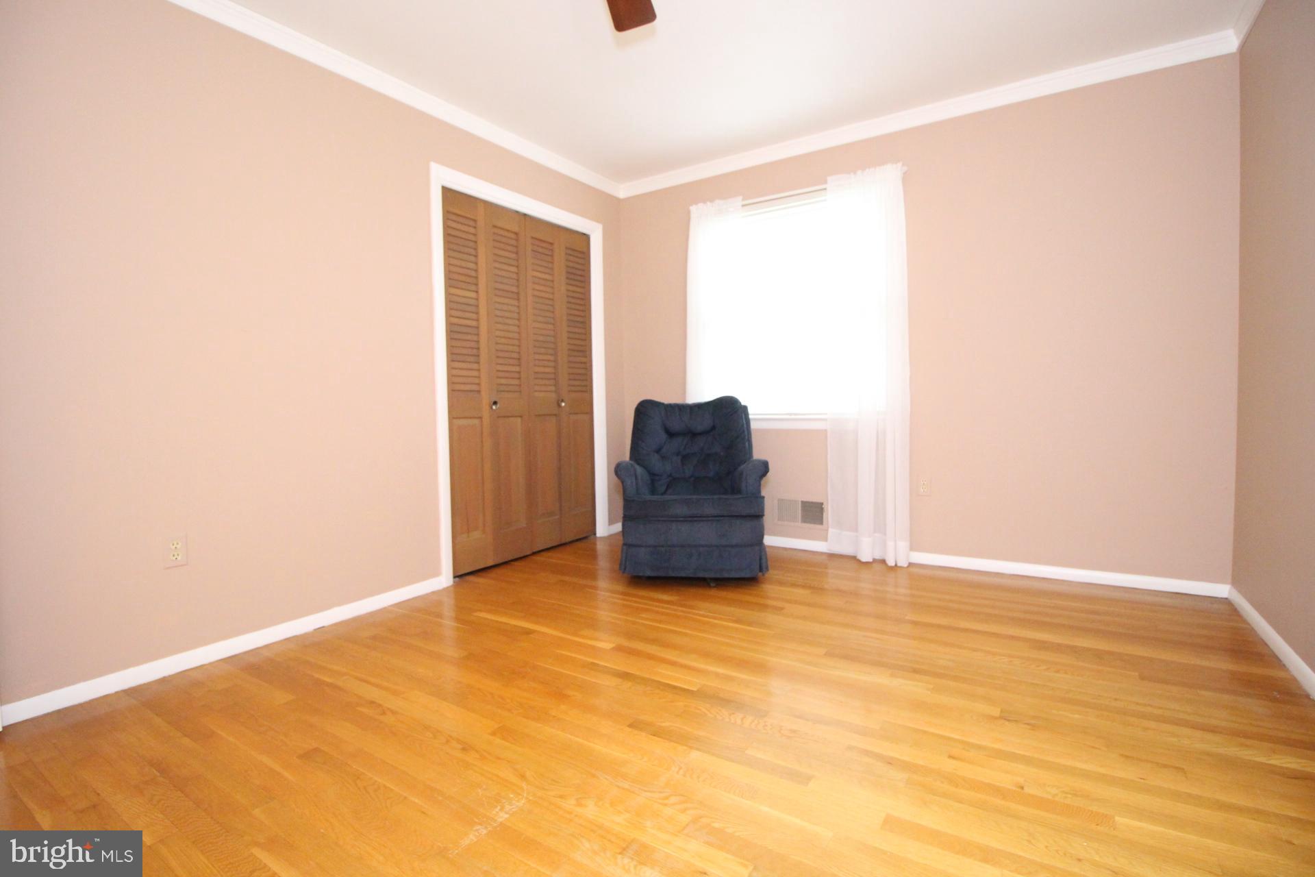 19887 Smith Circle Ashburn, VA 20147 - Photo 15 of 27