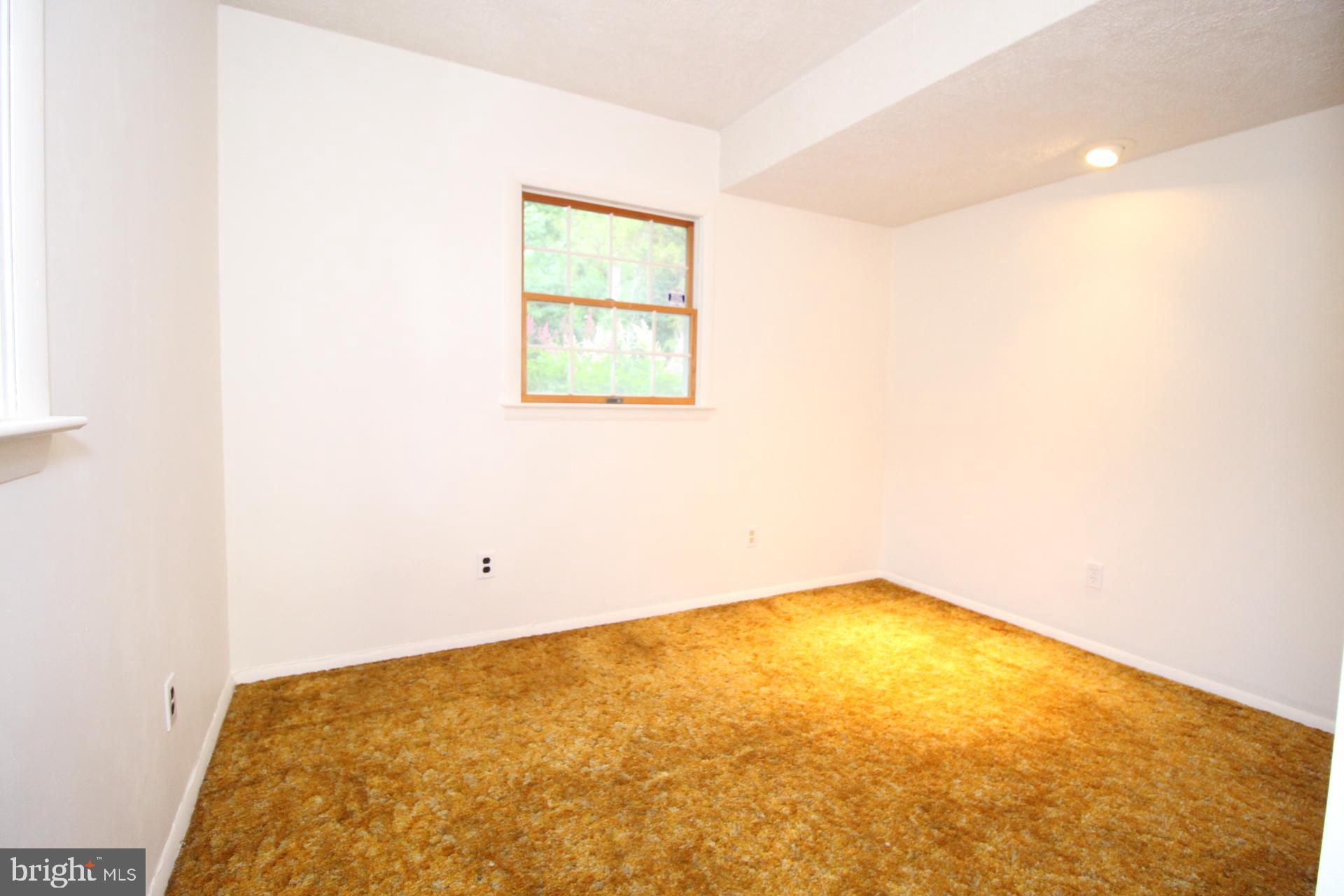 19887 Smith Circle Ashburn, VA 20147 - Photo 23 of 27