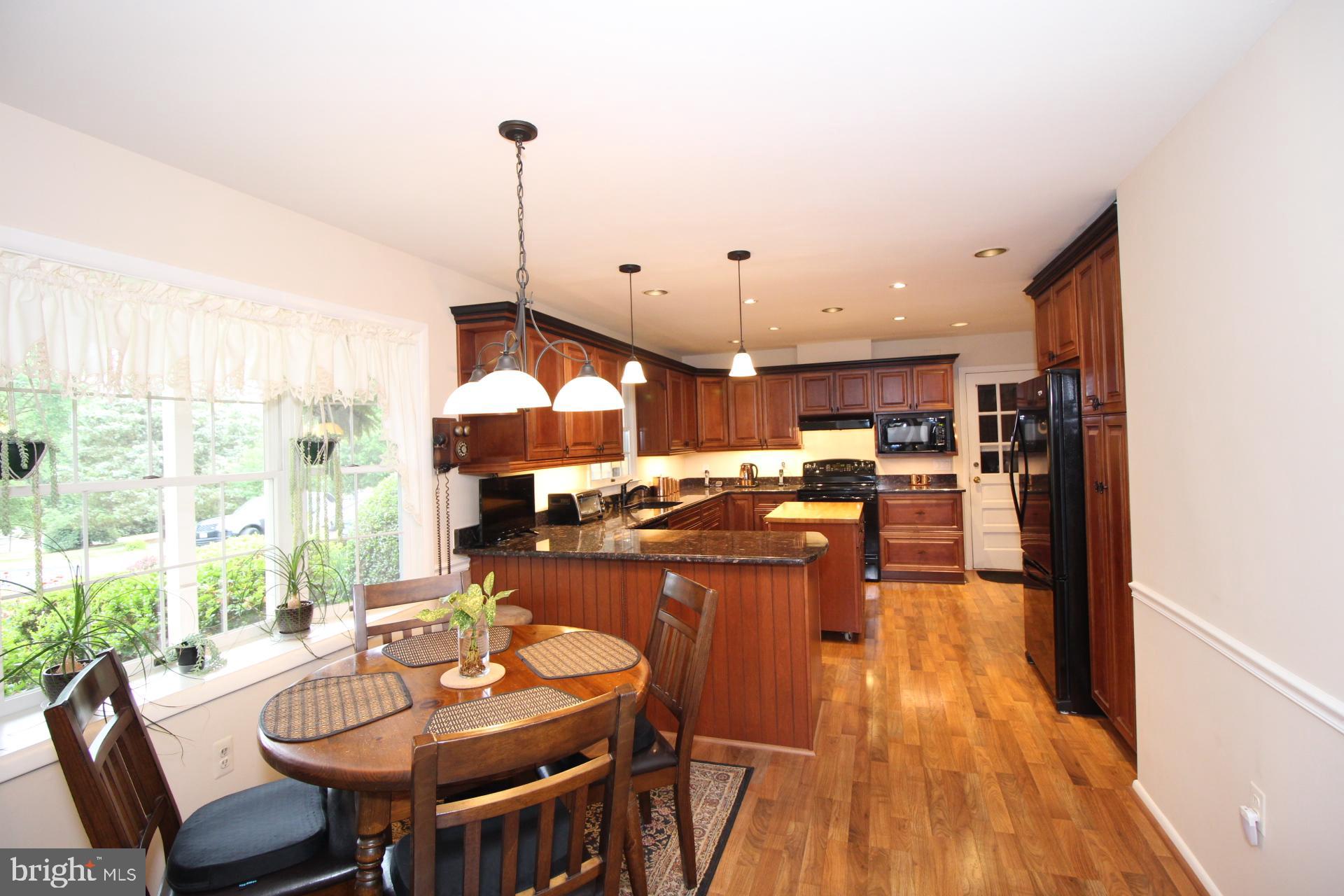 19887 Smith Circle Ashburn, VA 20147 - Photo 6 of 27