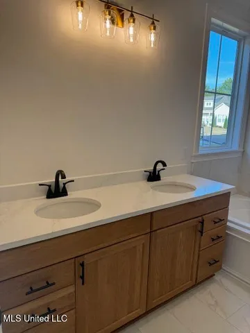 $429,900 | 520 Walker Circle, New Albany, MS 38652