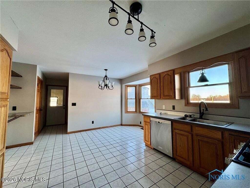14424 Karnes Road Defiance, OH 43512 - Photo 12 of 21 m