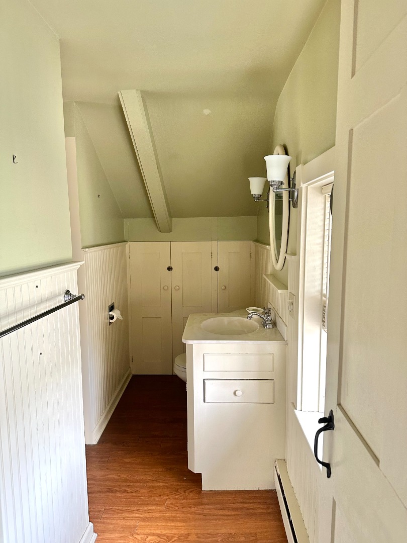 1 Beaver Street Nantucket, MA 02554 - Photo 26 of 28 a utility room with dryer and washer