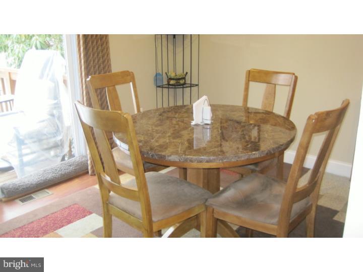 511 Fairview Road Medford, NJ 08055 - Photo 12 of 25 Breakfast Room
