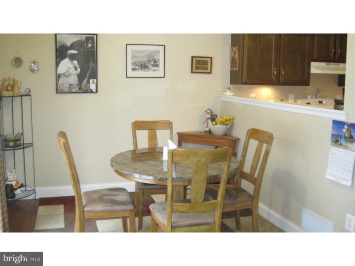 511 Fairview Road Medford, NJ 08055 - Photo 13 of 25 Breakfast Room