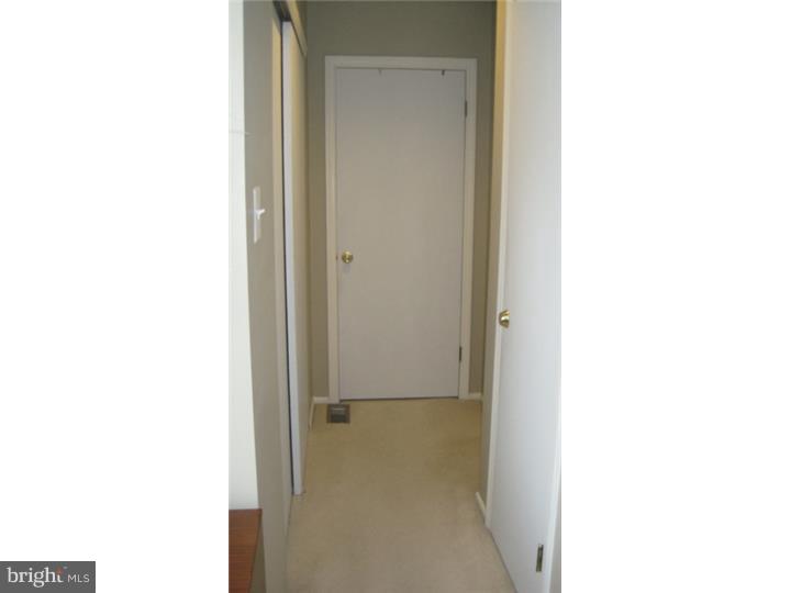511 Fairview Road Medford, NJ 08055 - Photo 19 of 25 Hallway