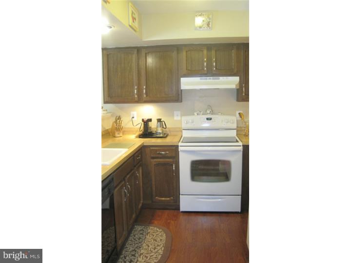 511 Fairview Road Medford, NJ 08055 - Photo 5 of 25 Kitchen