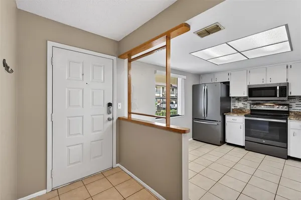 $225,000 | 3581 Magnolia Ridge Circle, Unit C, Palm Harbor, FL 34684