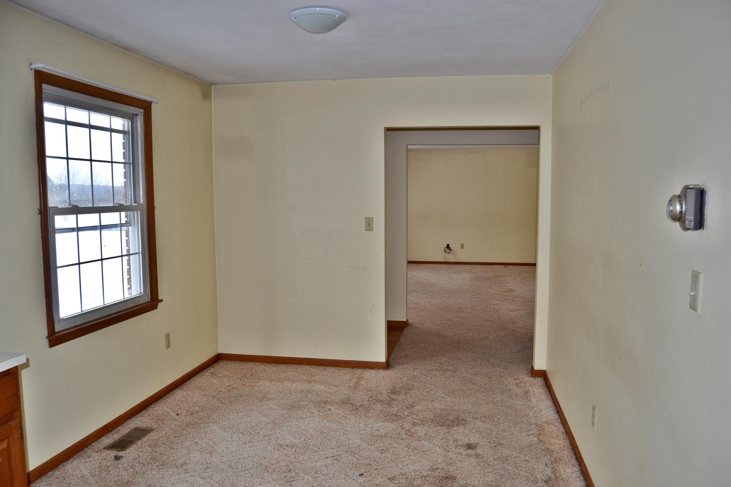 9210 Hite Road West Liberty, OH 43357 - Photo 5 of 30