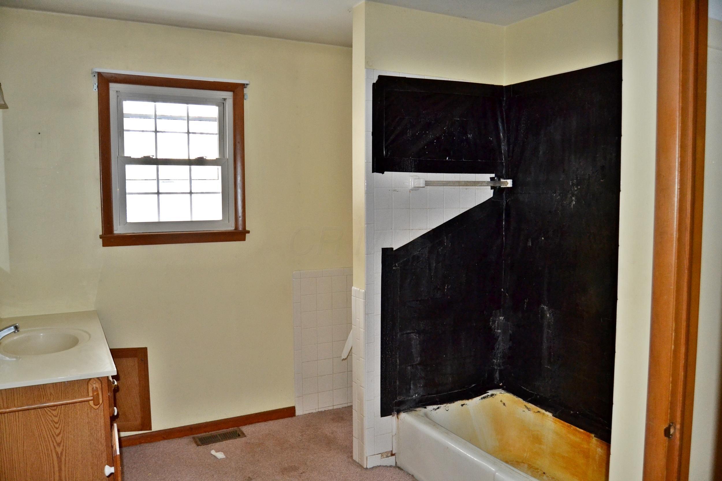 9210 Hite Road West Liberty, OH 43357 - Photo 8 of 30