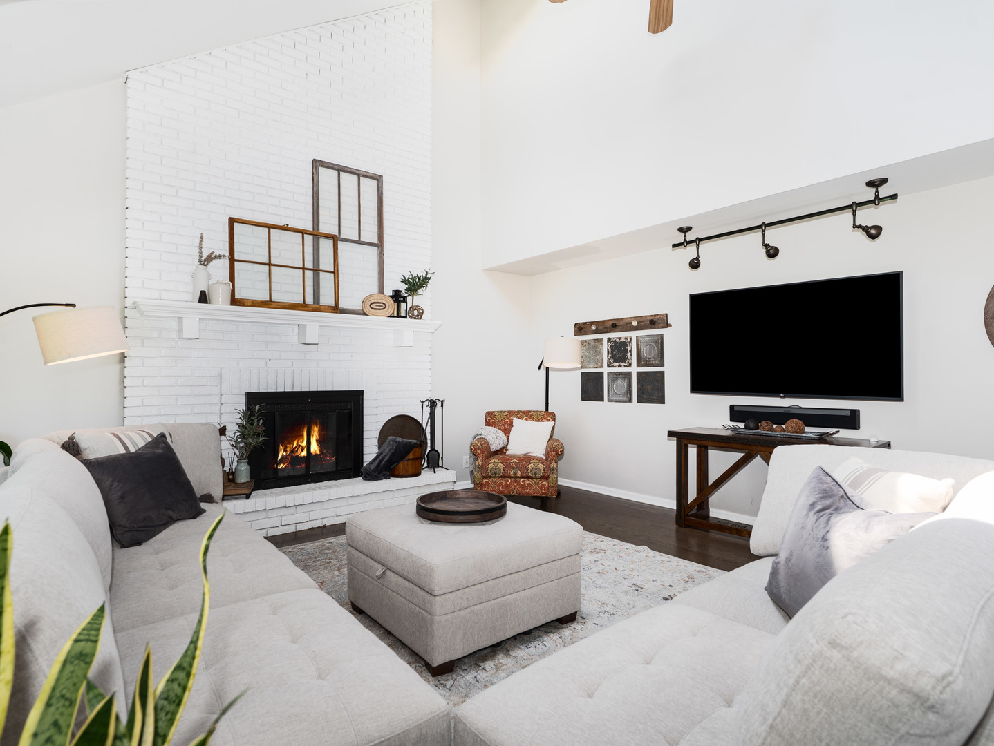 6S115 New Castle Road Naperville, IL 60540 - Photo 12 of 48 Gallery Image 12