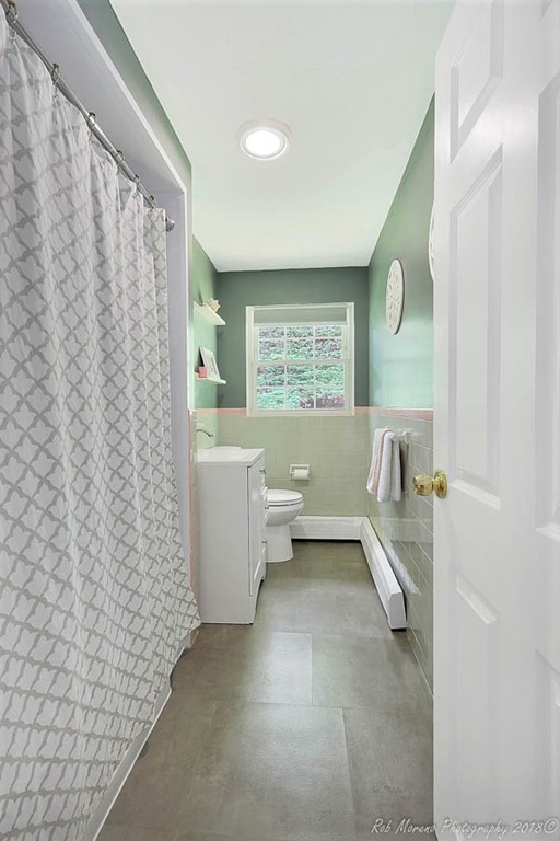 2 Gordon Road Beverly, MA 01915 - Photo 6 of 20 Gallery Image 6
