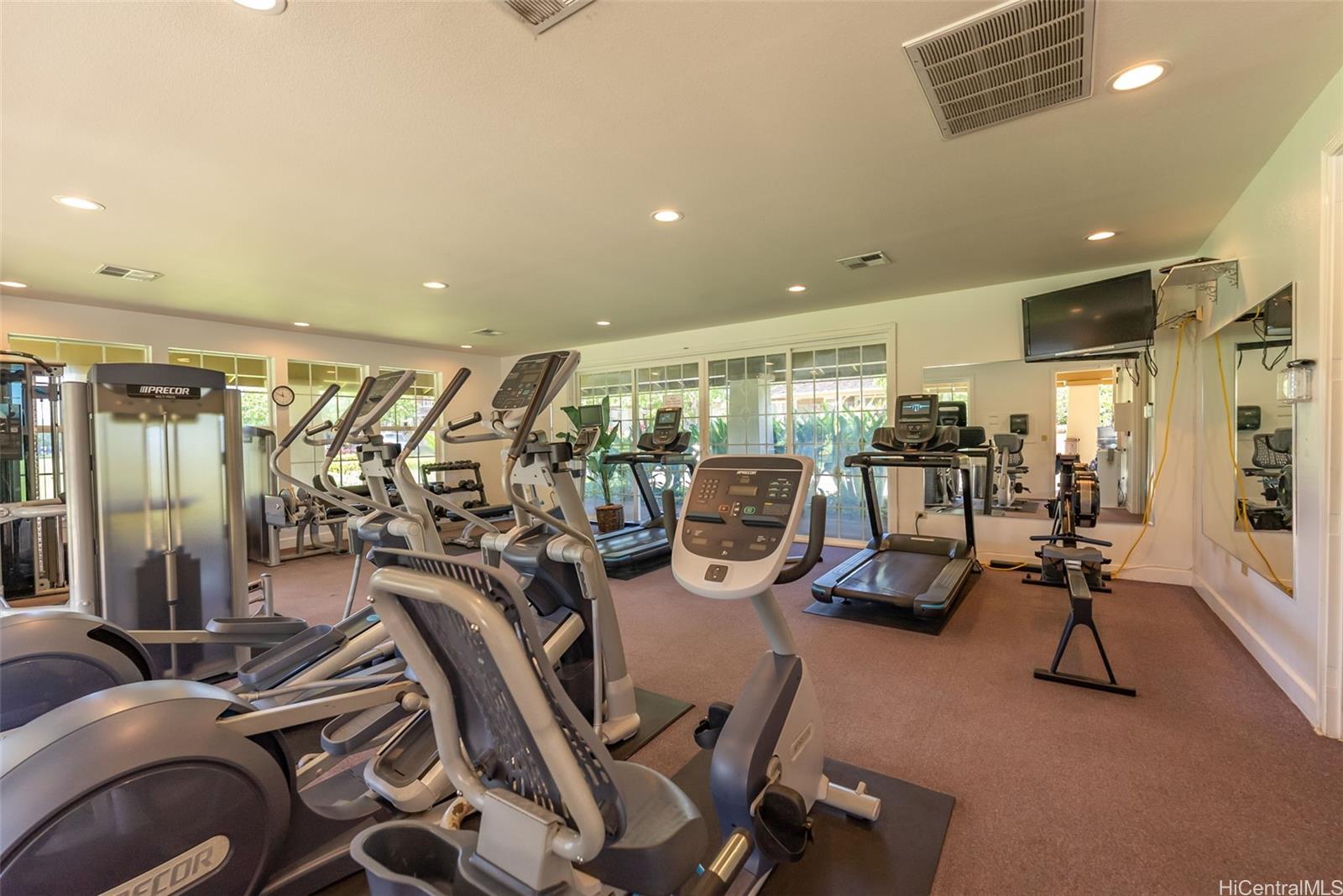 520 Lunalilo Home Road, Unit 310 Honolulu, HI 96825 - Photo 21 of 23 Gym