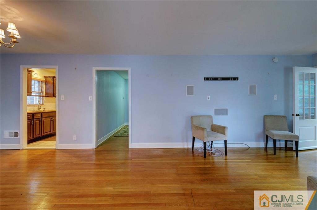 4 Orchard Road Piscataway, NJ 08854 - Photo 3 of 25 Gallery Image 3