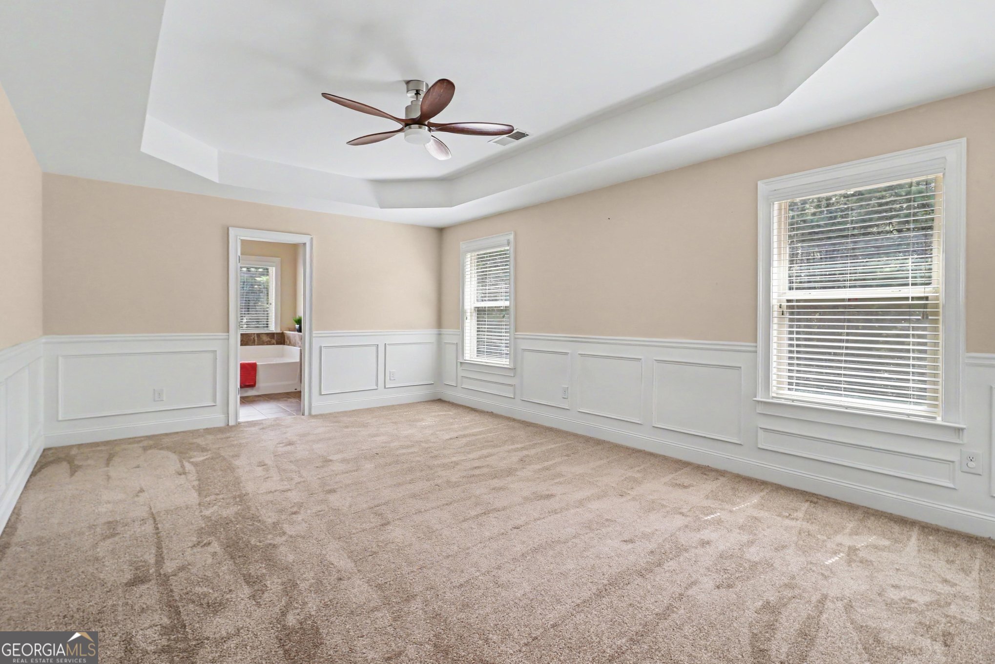 207 George Wynn Road Palmetto, GA 30268 - Photo 16 of 32 a view of an empty room with a window