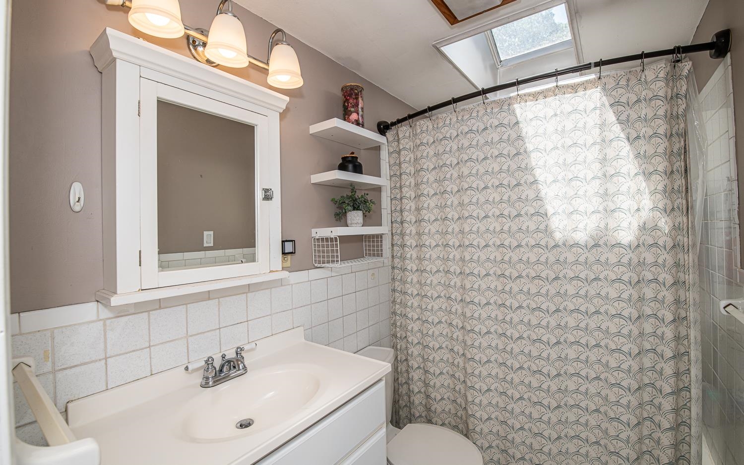 57 Stearns Road Amherst, NH 03031 - Photo 8 of 47