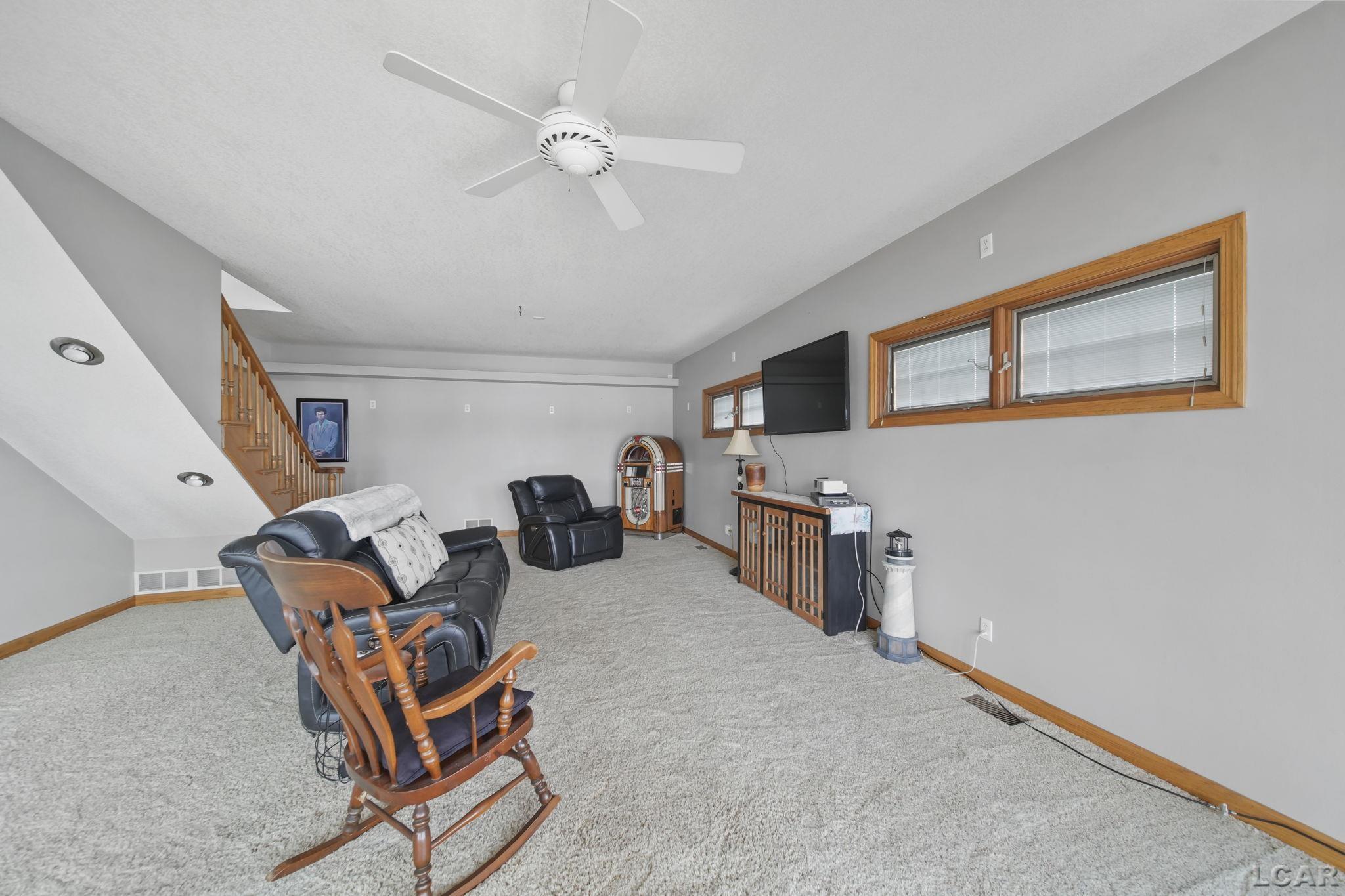 9254 Cherry Point Road Manitou Beach, MI 49253 - Photo 10 of 60 Gallery Image 10