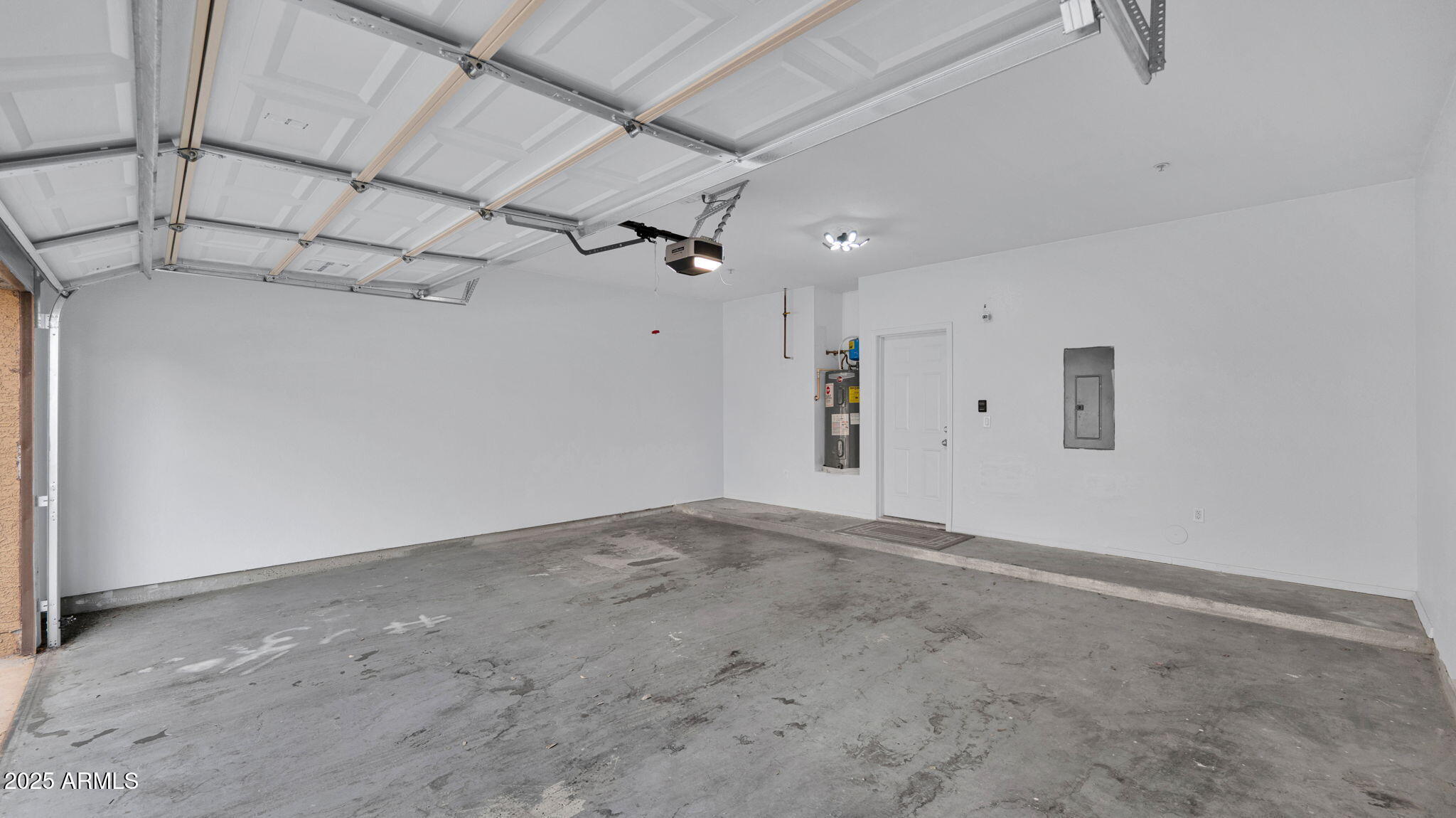 1702 East Bell Road, Unit 113 Phoenix, AZ 85022 - Photo 30 of 32 a view of empty room