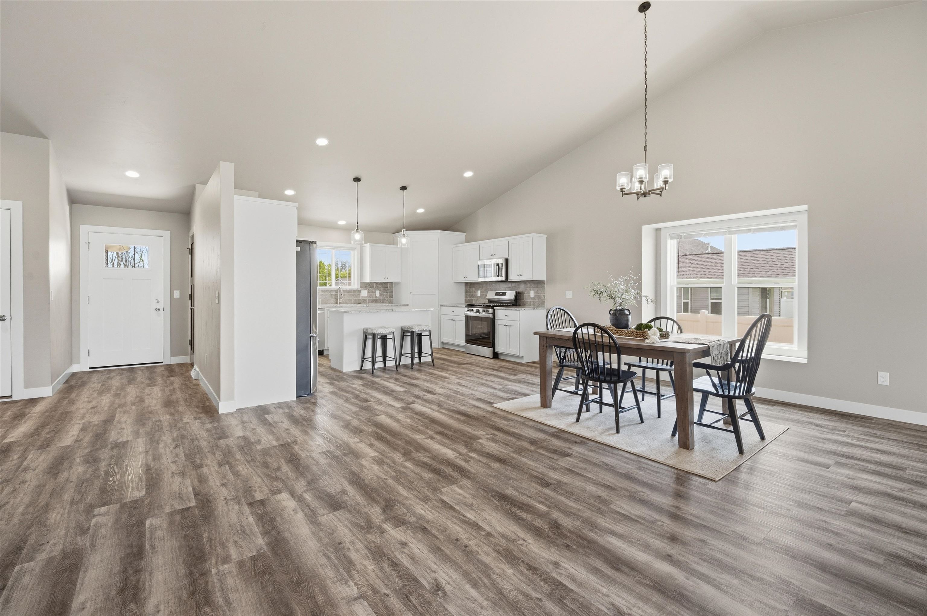 5749 Sequoia Drive Appleton, WI 54913 - Photo 6 of 35